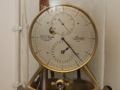 Uhr im Keller